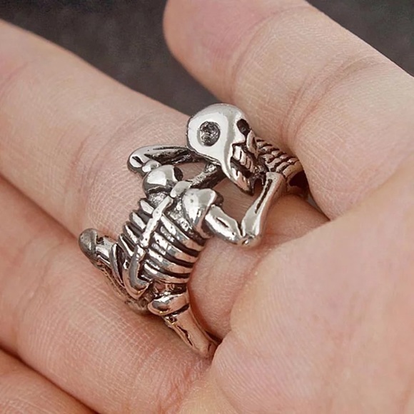 Mens Skeleton Adjustable Skull Ring - Picture 2 of 5